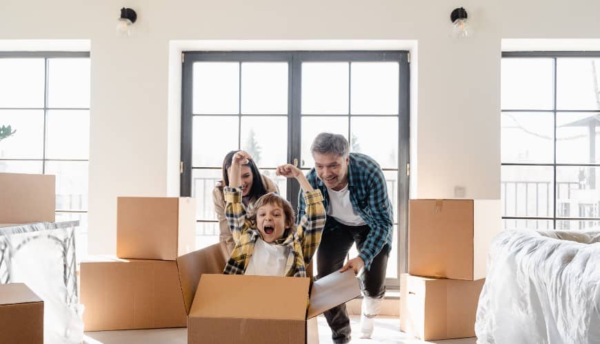 Relocating With The Family? 8 Tips For A Hassle-Free Move